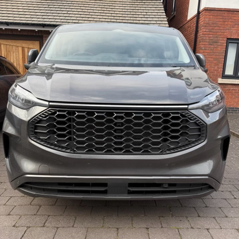 For Ford Transit Custom 2024+ Front Grille | Gloss Black Grille Upgrade | Van-X